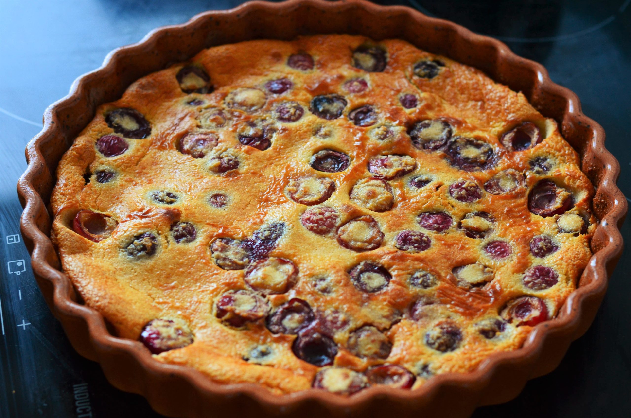 Clafoutis Aux Cerises Et Amandes - Marine Boni - Diététique Intuitive